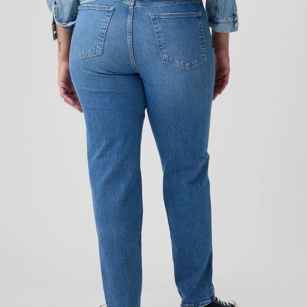 High Rise Cheeky Straight Jeans - Picture 6 of 8